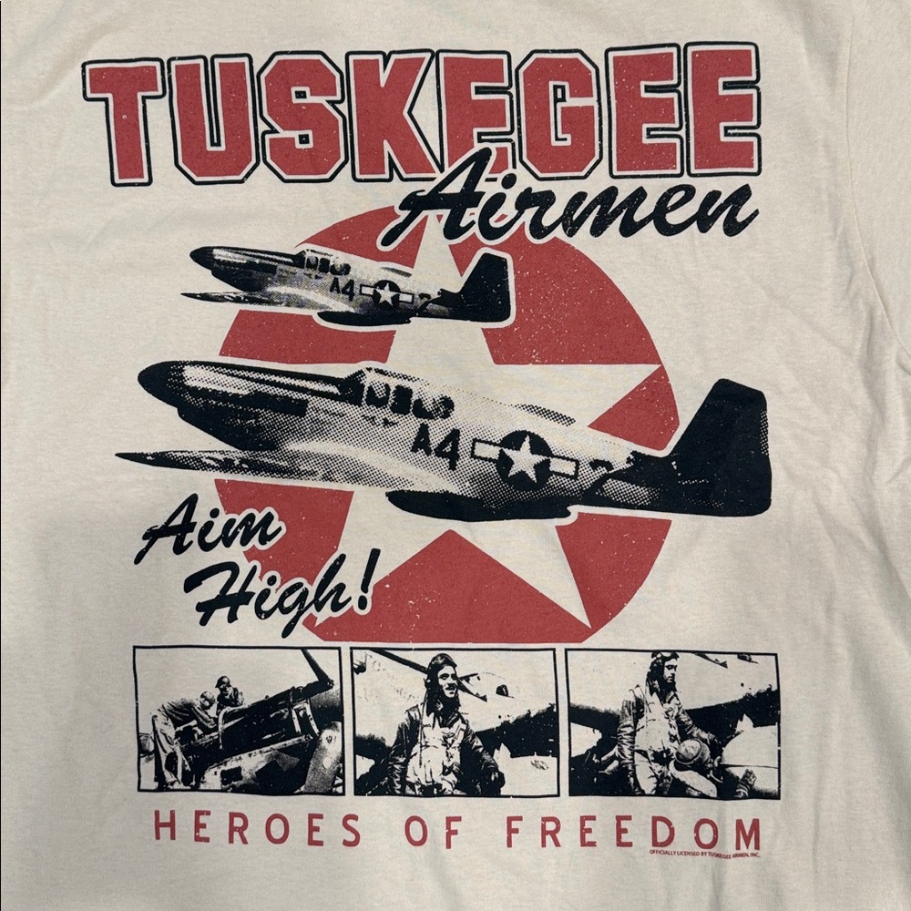 American Classics Tuskegee Airmen Aim High Heroes Of Freedom Mens Tee Size Large - Picture 2 of 3